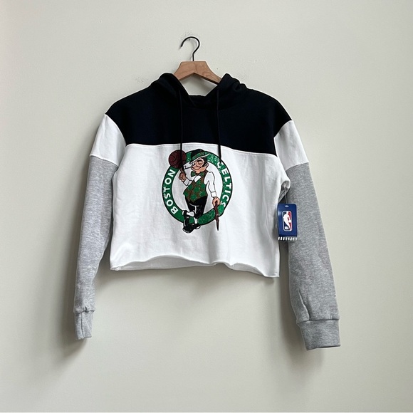 New Ultra Game NBA Boston Celtics Women Cropped Fleece Hoodie Sweatshirt Small - Picture 3 of 15